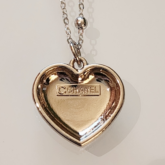 Silver Designer Charm Finding on 24K White GF Satellite Chain, 18" Long - Picture 3 of 4